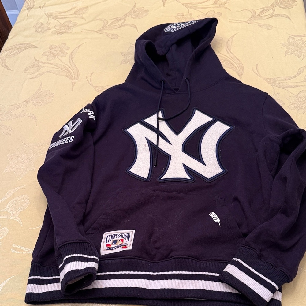 Black Yankees Hoodie
